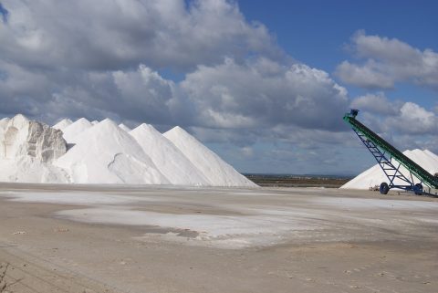 Sea salt industry Mallorca, via Pixabay, uploaded by GuenterRuopp CCO